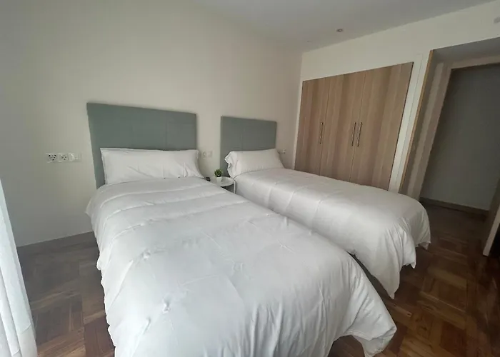 Llanes Vut-6201-as Apartman *